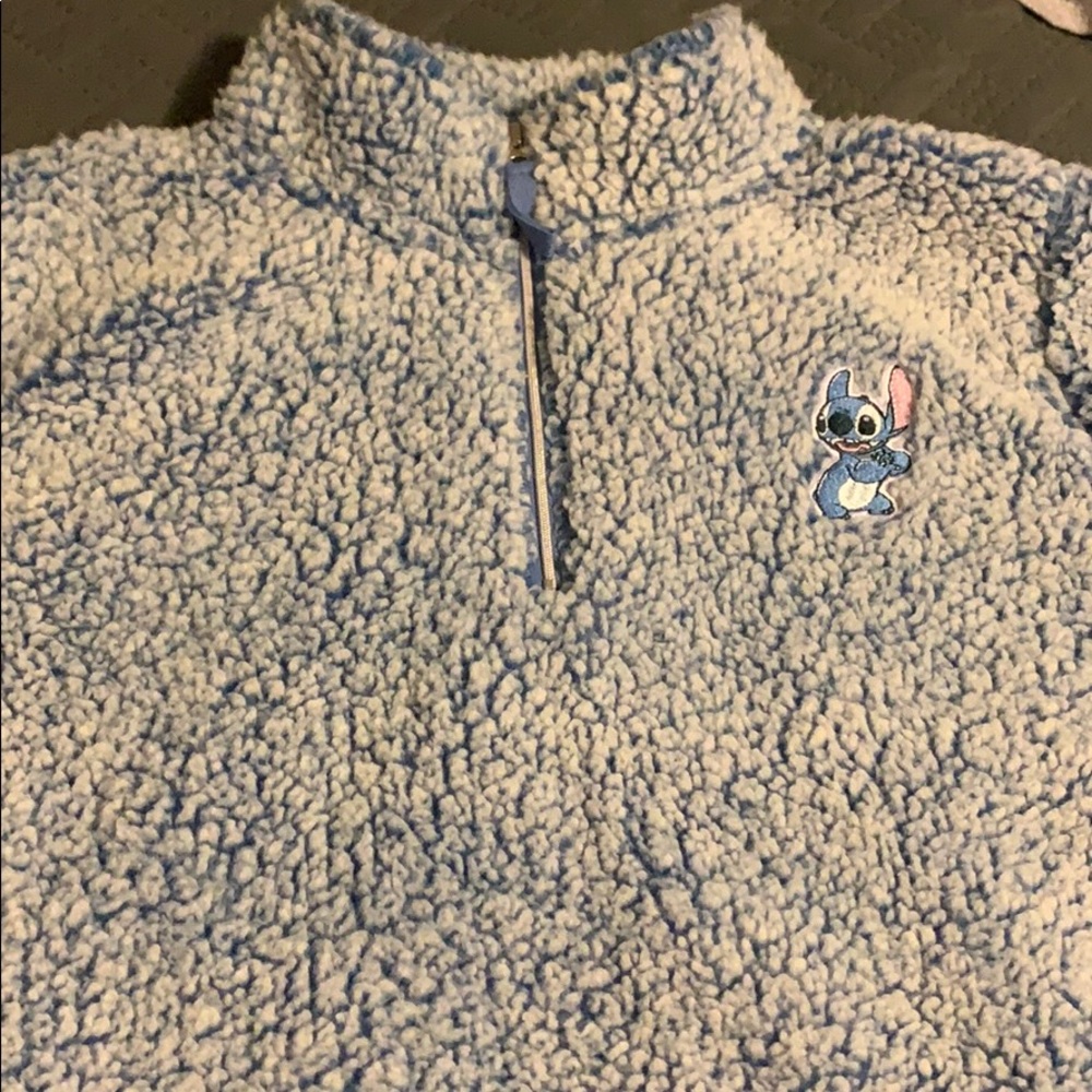 Blue turtle neck stitch jacket